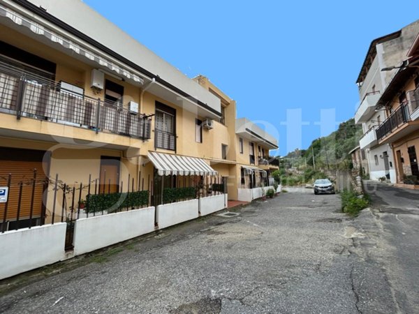 appartamento in vendita a Messina in zona San Filippo