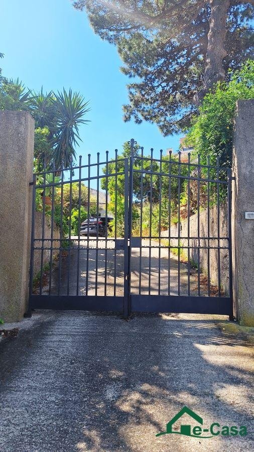 casa indipendente in vendita a Messina in zona Tremestieri