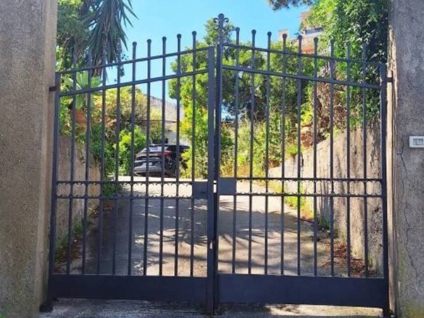 casa indipendente in vendita a Messina in zona Santa Margherita