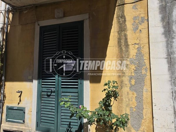 casa indipendente in vendita a Messina in zona Gesso