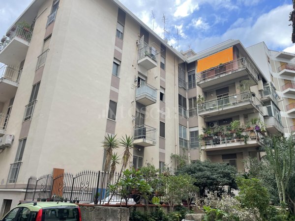 casa indipendente in vendita a Messina in zona Paradiso