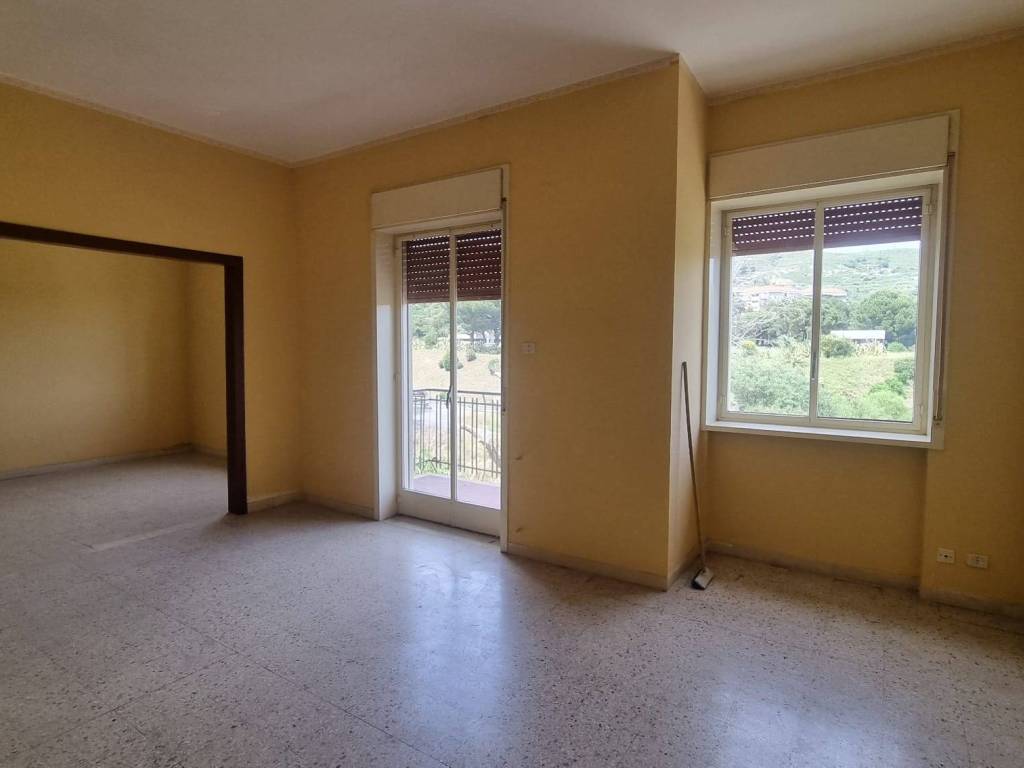 appartamento in vendita a Messina in zona Camaro