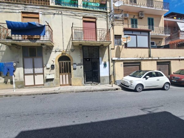 appartamento in vendita a Messina in zona Camaro