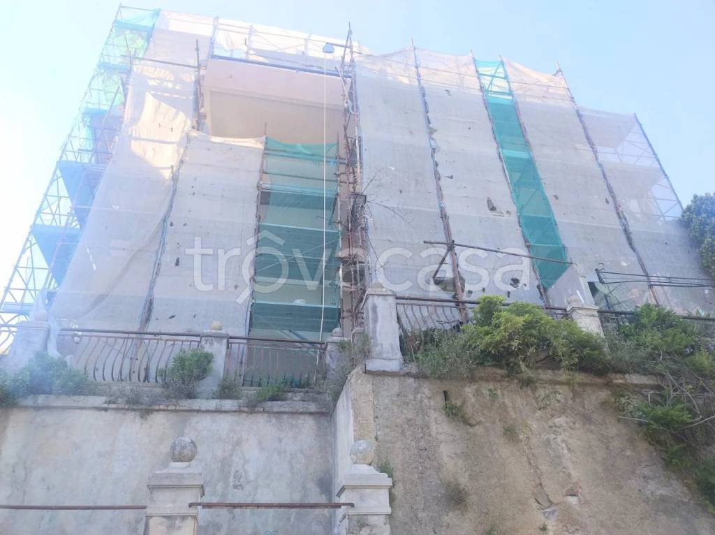 appartamento in vendita a Messina in zona Gazzi