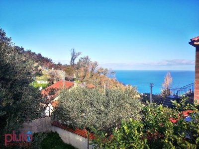 casa indipendente in vendita a Messina in zona Faro Superiore