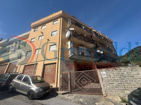 appartamento in vendita a Messina in zona Salice