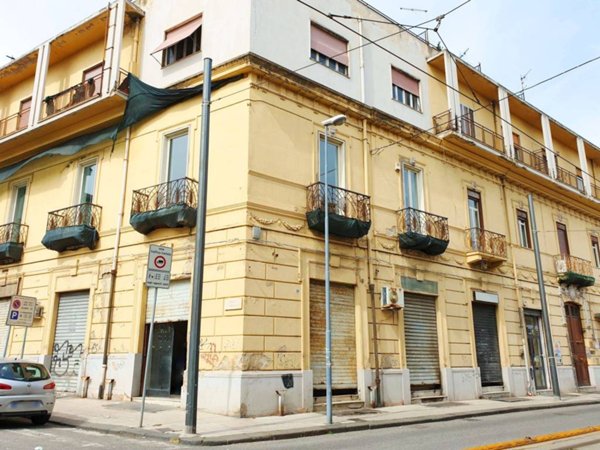 negozio in vendita a Messina