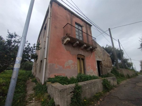 casa indipendente in vendita a Messina in zona Spartà