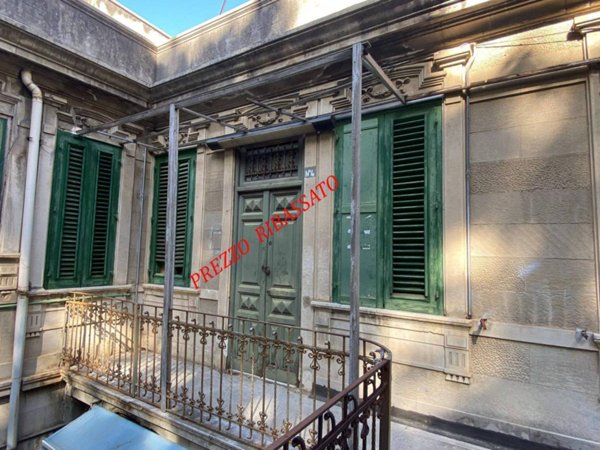 casa indipendente in vendita a Messina