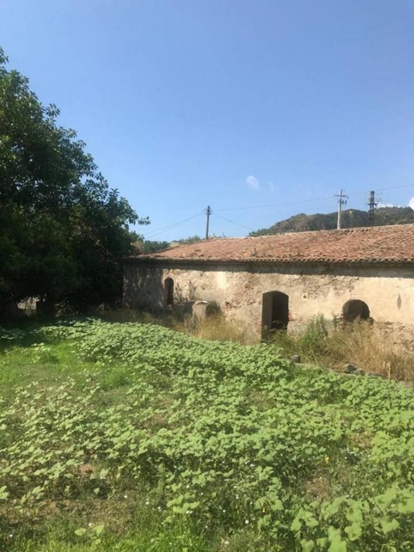 casa indipendente in vendita a Messina in zona Santa Margherita