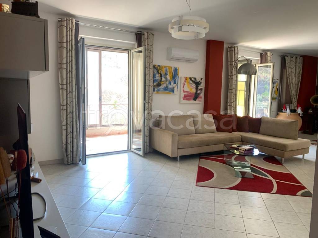 appartamento in vendita a Messina in zona Pistunina