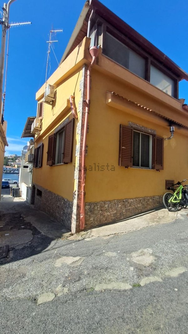 casa indipendente in vendita a Messina in zona Ganzirri
