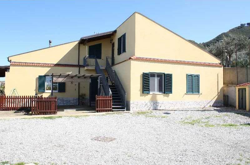 casa indipendente in vendita a Messina in zona San Saba