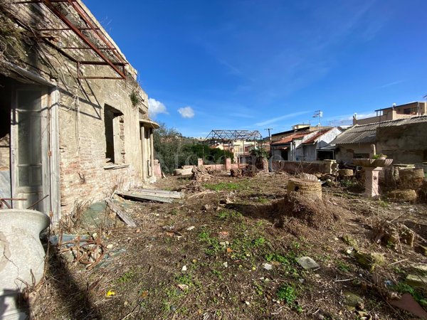 casa indipendente in vendita a Messina