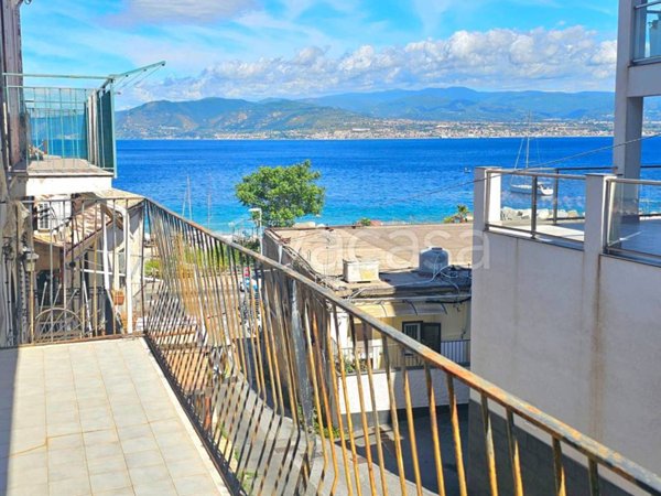 casa indipendente in vendita a Messina