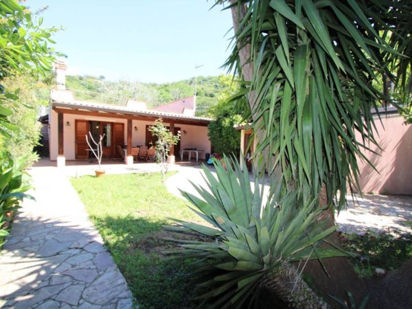 appartamento in vendita a Messina in zona Santa Margherita