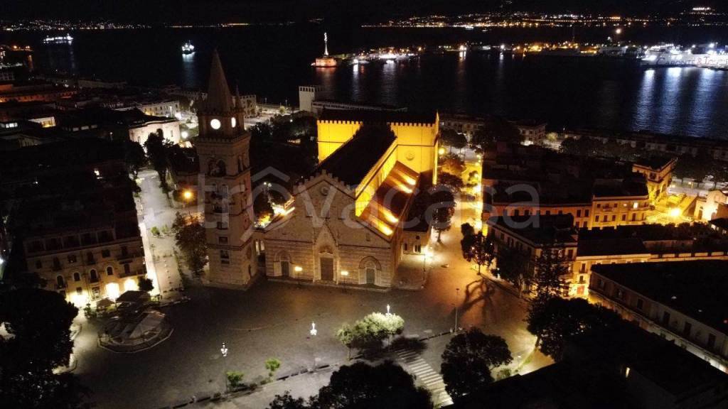 negozio in vendita a Messina in zona Centro Storico