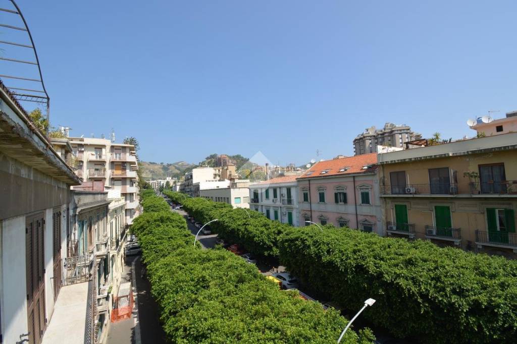 appartamento in vendita a Messina in zona Centro Storico