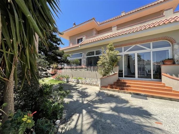 casa indipendente in vendita a Messina in zona Faro Superiore