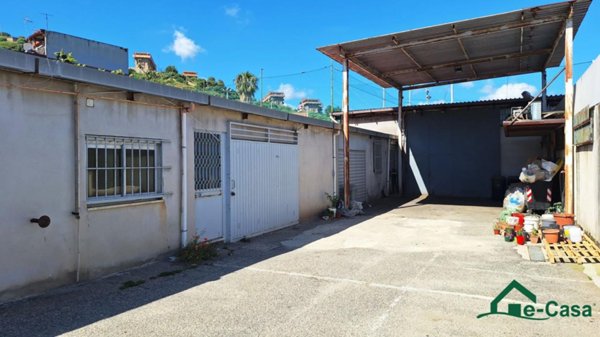 casa indipendente in vendita a Messina in zona Centro Storico