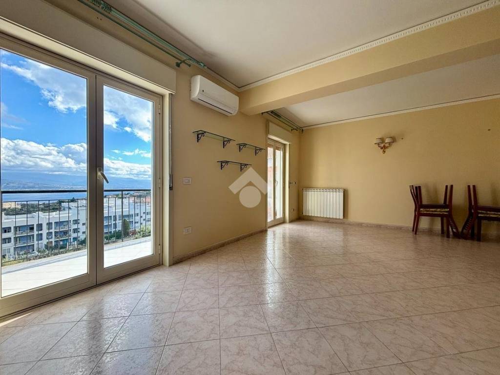 appartamento in vendita a Messina in zona Faro Superiore