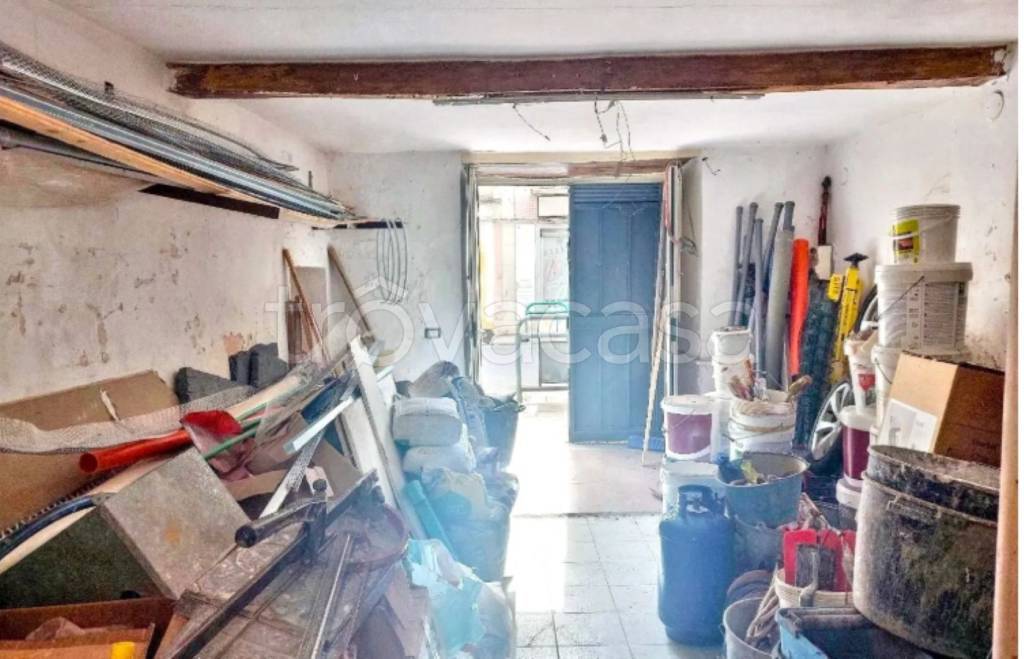 locale commerciale in vendita a Messina in zona Contesse