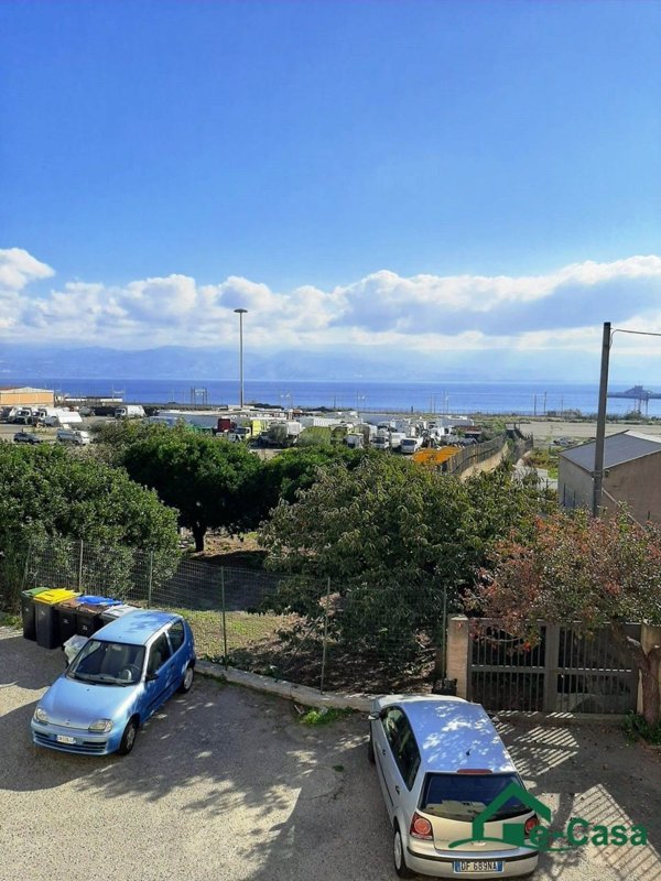 casa indipendente in vendita a Messina in zona Gazzi