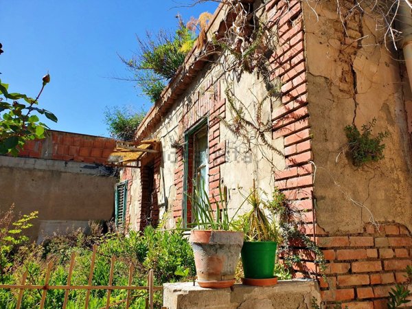 casa indipendente in vendita a Messina in zona Gazzi