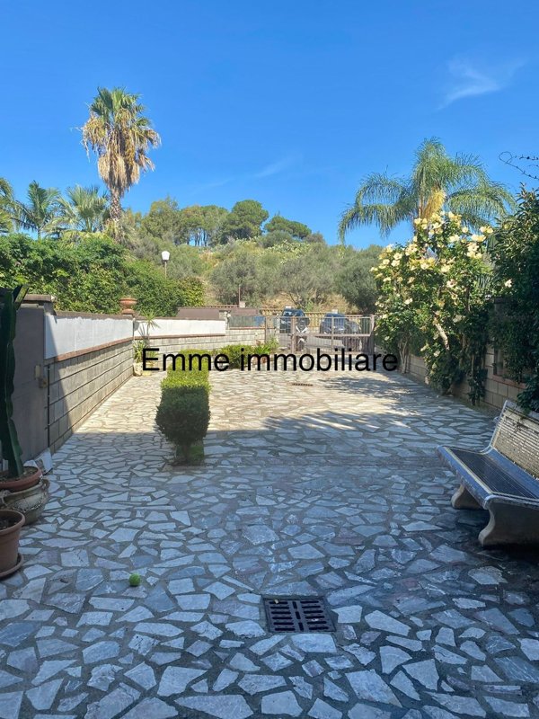 casa indipendente in vendita a Messina in zona Faro Superiore