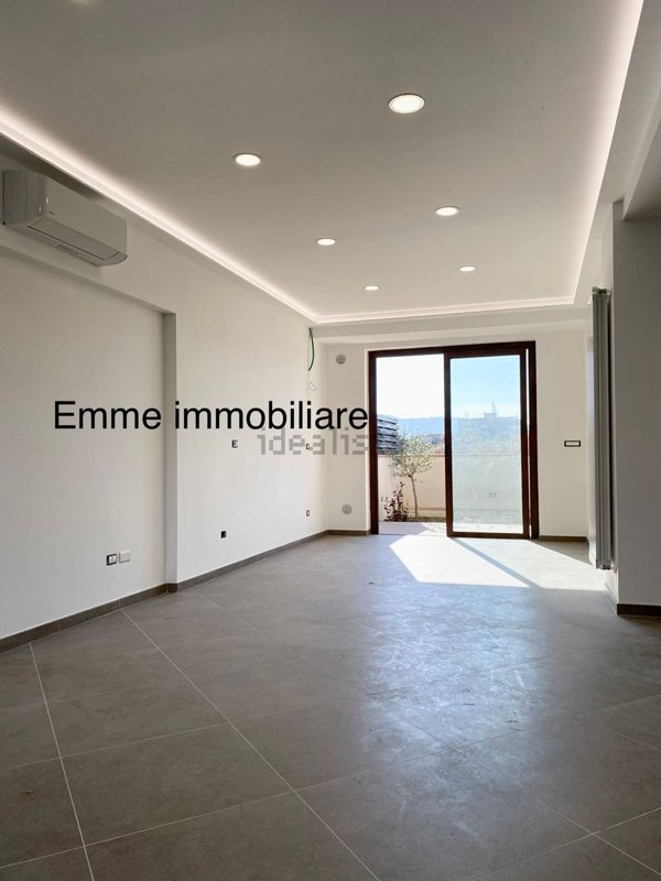 casa indipendente in vendita a Messina in zona Torre Faro