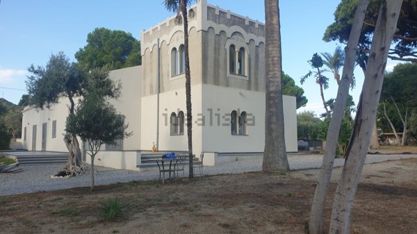 casa indipendente in vendita a Messina in zona Spartà