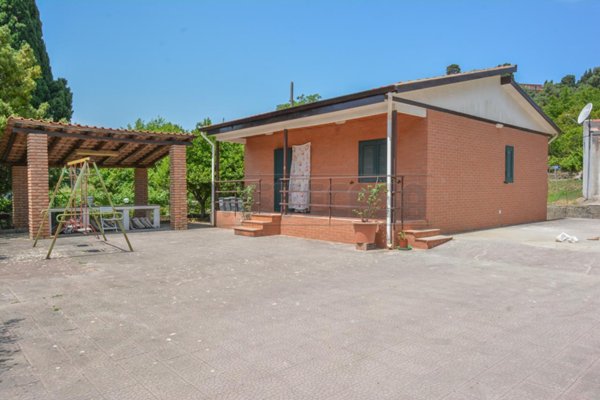 casa indipendente in vendita a Messina in zona Salice