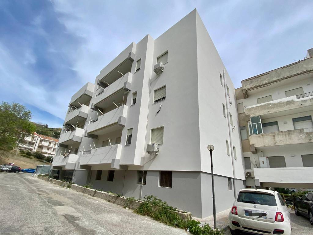 appartamento in vendita a Messina in zona Santissima Annunziata