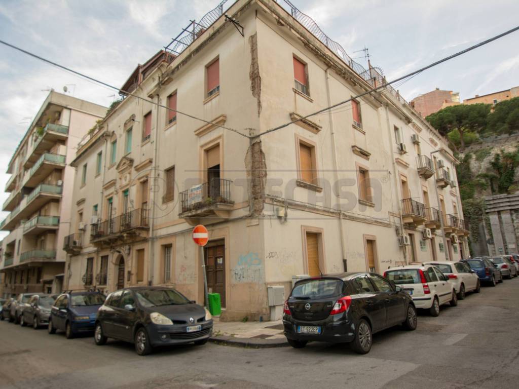 appartamento in vendita a Messina in zona Centro Storico