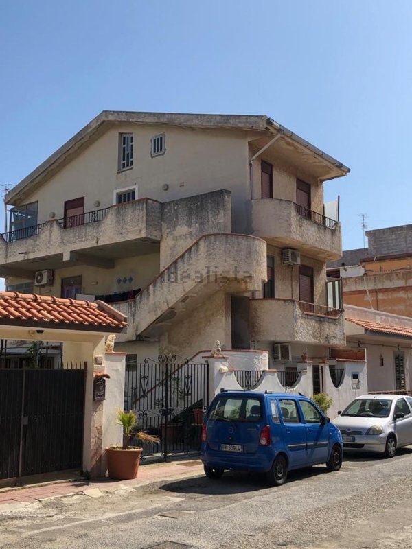casa indipendente in vendita a Messina in zona Torre Faro