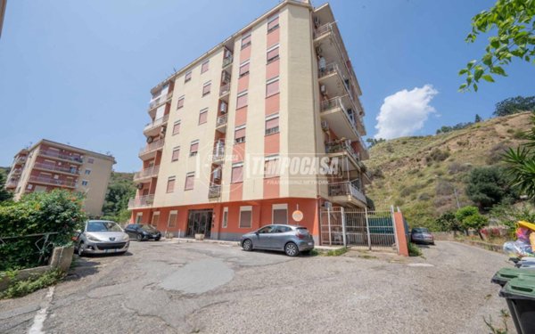 appartamento in vendita a Messina in zona Gazzi