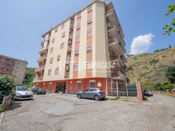 appartamento in vendita a Messina in zona Gazzi