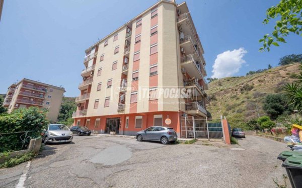 appartamento in vendita a Messina in zona Gazzi