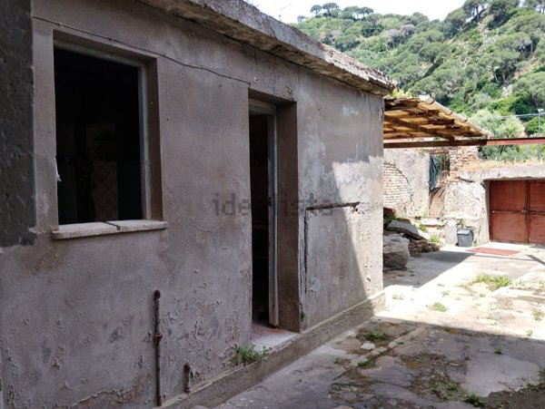 casa indipendente in vendita a Messina in zona San Michele