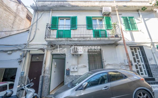 casa indipendente in vendita a Messina