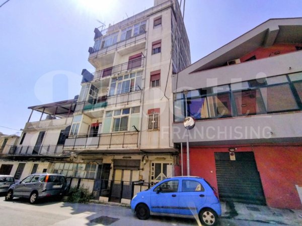 appartamento in vendita a Messina in zona Gazzi