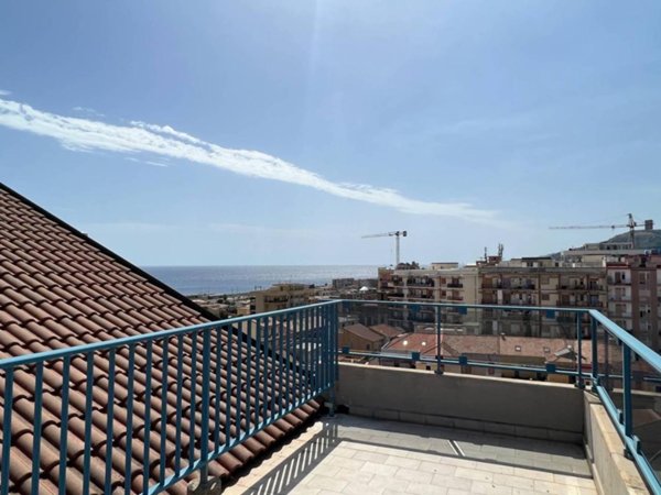 attico in vendita a Messina in zona Contesse