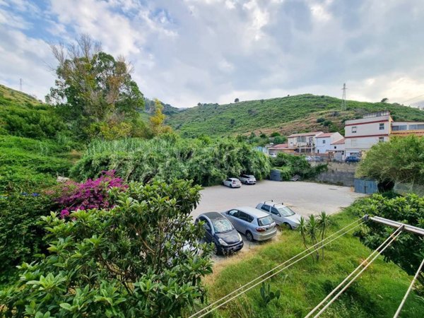 appartamento in vendita a Messina in zona Camaro