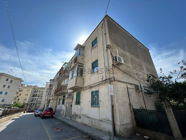 appartamento in vendita a Messina in zona Santissima Annunziata