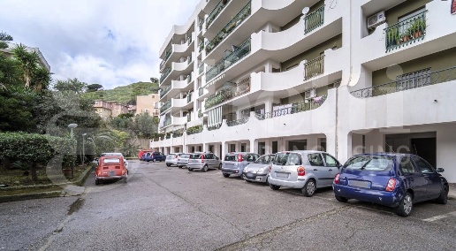 appartamento in vendita a Messina in zona Gazzi