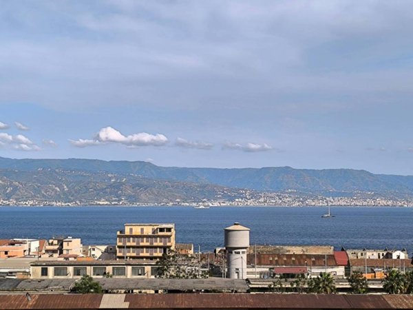 appartamento in vendita a Messina in zona Centro Storico