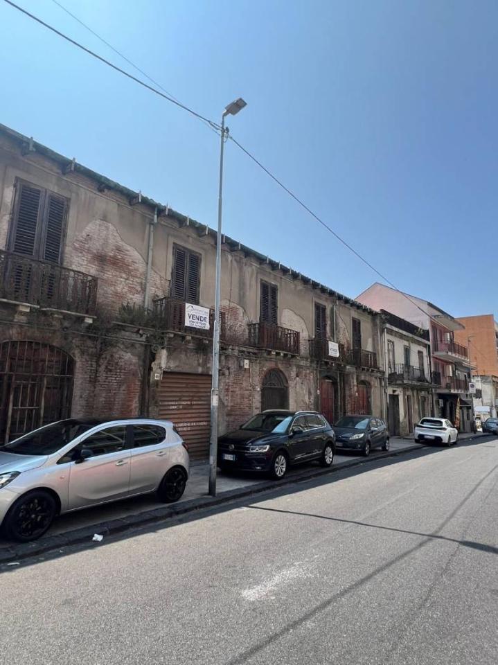 casa indipendente in vendita a Messina in zona Gazzi