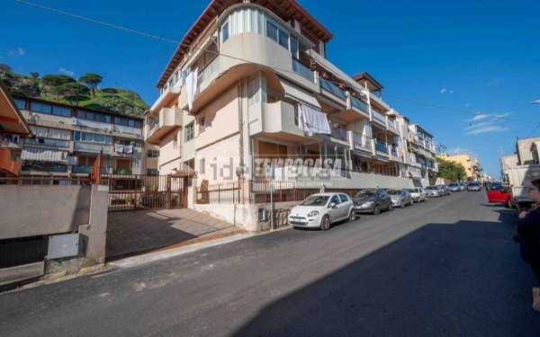 appartamento in vendita a Messina in zona Santa Margherita