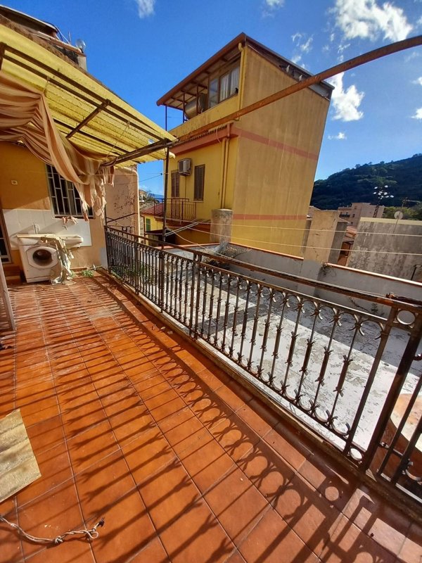 casa indipendente in vendita a Messina in zona San Filippo