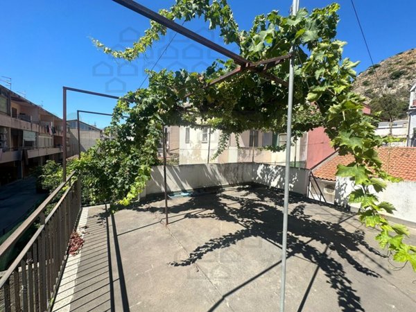 casa indipendente in vendita a Messina in zona Santa Margherita